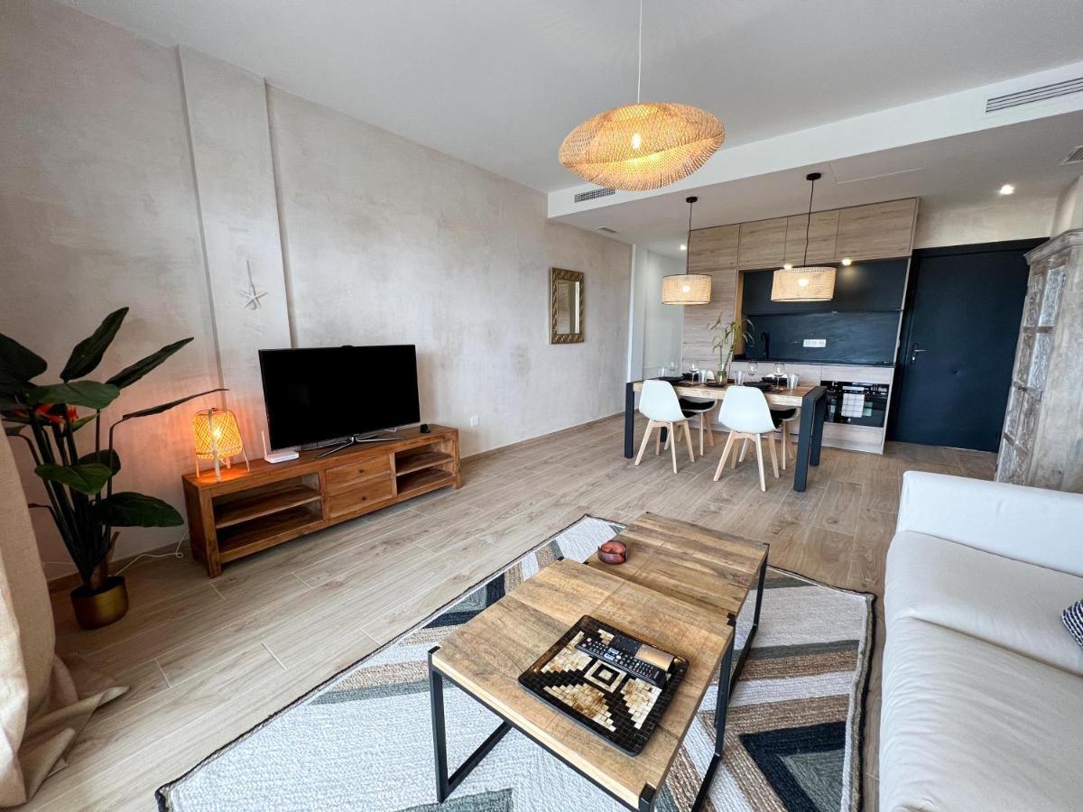 Tarifa Cozy House - Beachfront, Stylish Deco Exterior photo