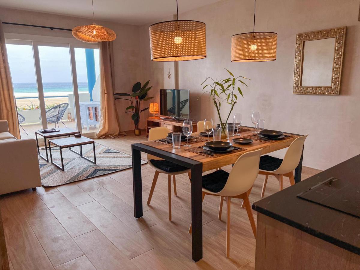 Tarifa Cozy House - Beachfront, Stylish Deco Exterior photo